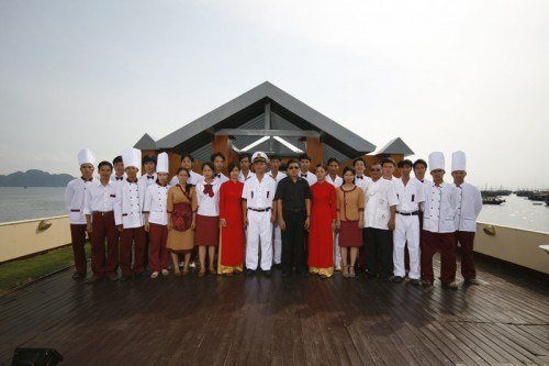 Emotion cruise team work
