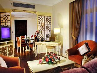 Grand Presidential Suite