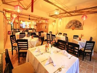 Restaurant & Bar 2